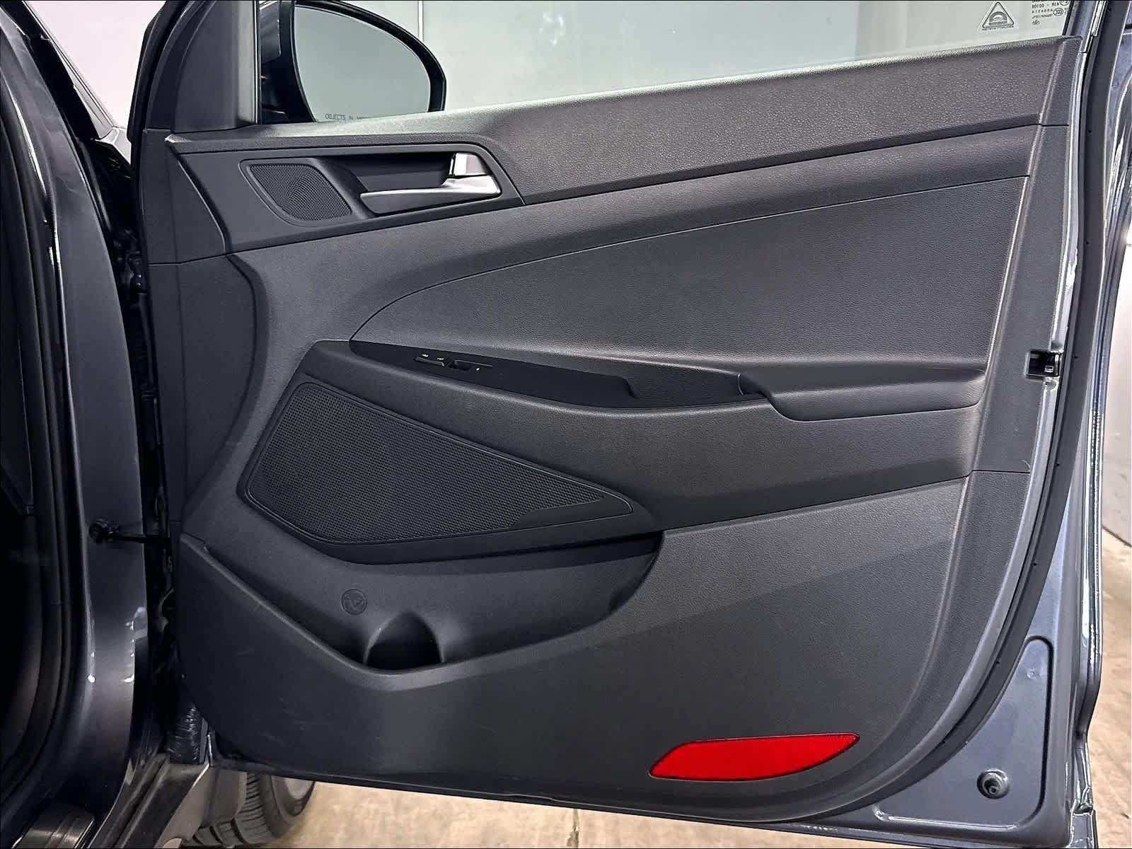 Used 2016 Hyundai Tucson SE w/ Option Group 02 FWD image 25