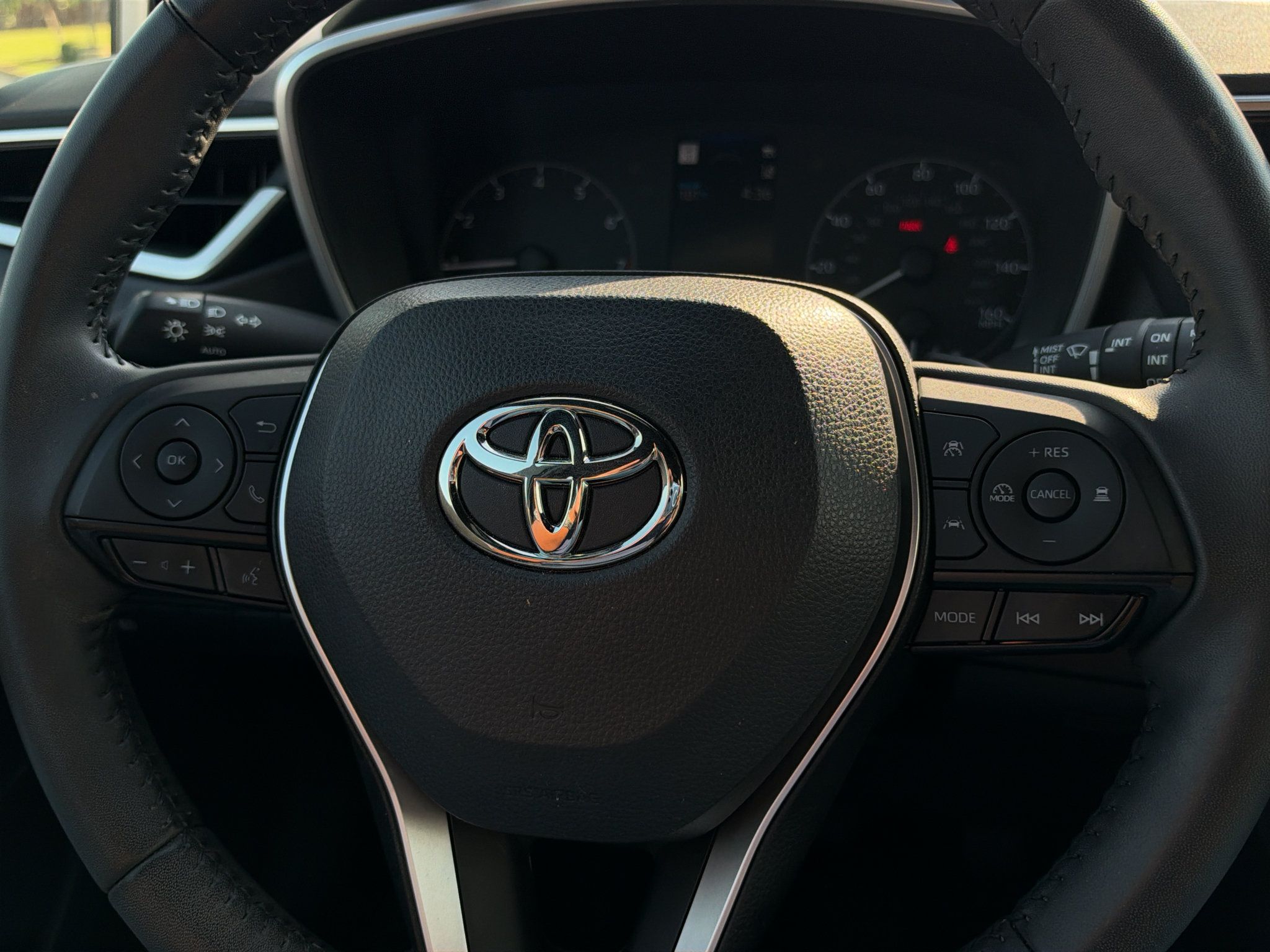 Used 2024 Toyota Corolla SE FWD image 29