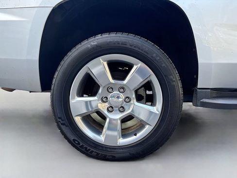 Used 2019 Chevrolet Tahoe LT w/ Texas Edition Package RWD image 13