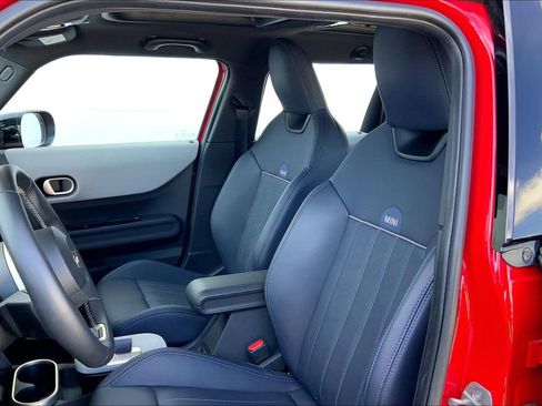 Certified 2025 MINI Cooper S FWD image 25