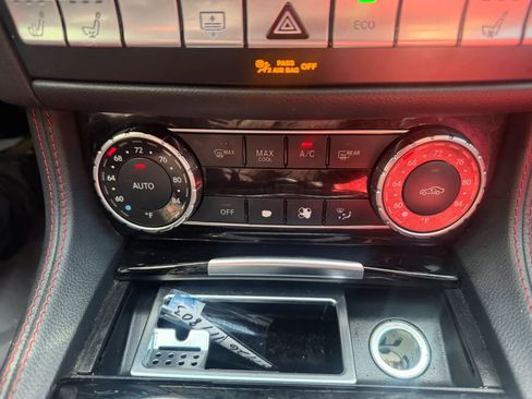 Used 2016 Mercedes-Benz CLS 400 4MATIC w/ Premium 2 Package image 17