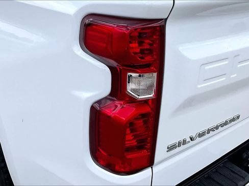 Used 2023 Chevrolet Silverado 1500 Custom RWD image 28
