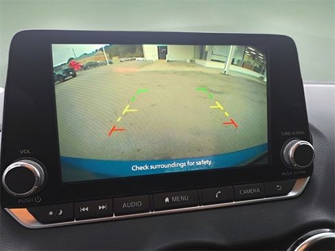 Used 2022 Nissan Sentra SR w/ Electronics Package image 15