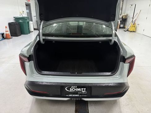 Used 2025 Kia K4 FWD image 15
