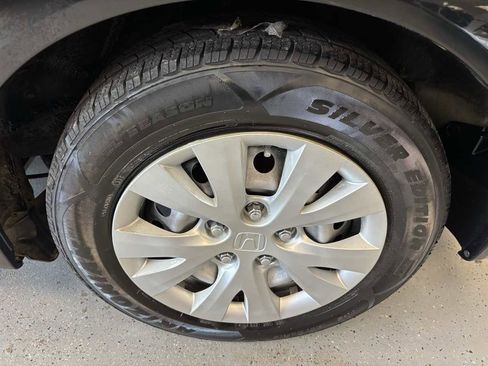 Used 2012 Honda Civic LX image 25