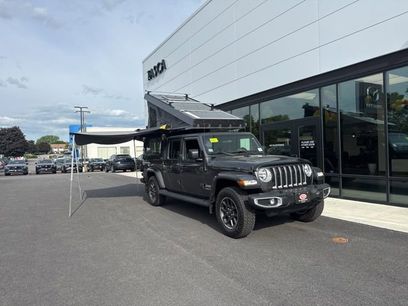 Used 2020 Jeep Gladiator Overland w/ Trailer Tow Package