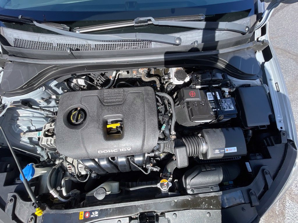 Used 2017 Hyundai Elantra SE FWD image 28