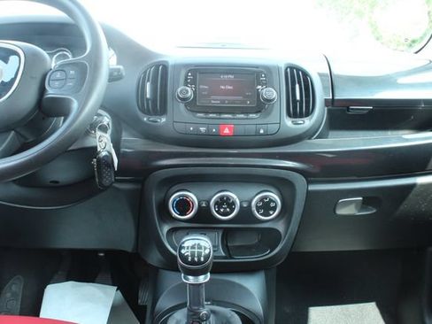 Used 2014 FIAT 500L Pop FWD image 16