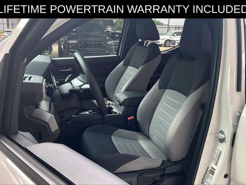 Used 2025 Toyota Tacoma TRD Off-Road AWD/4WD image 22