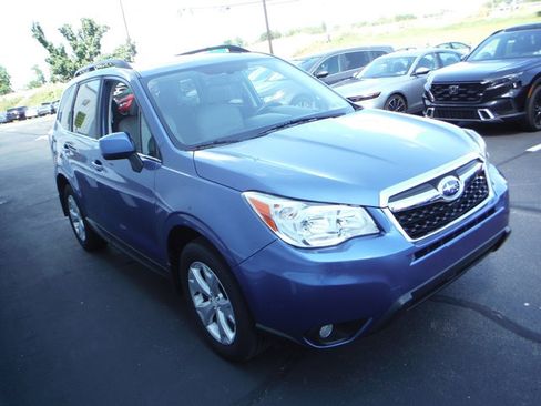 Used 2016 Subaru Forester 2.5i Limited AWD/4WD image 7