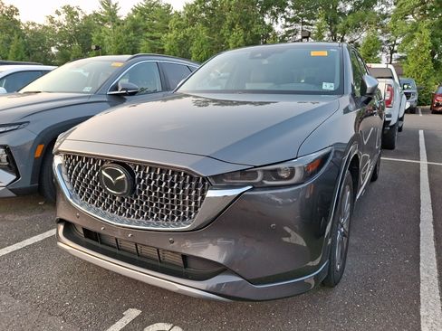 Used 2024 MAZDA CX-5 Signature AWD/4WD image 2