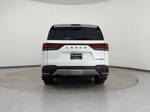 New 2026 Lexus LX 700h Luxury image 10