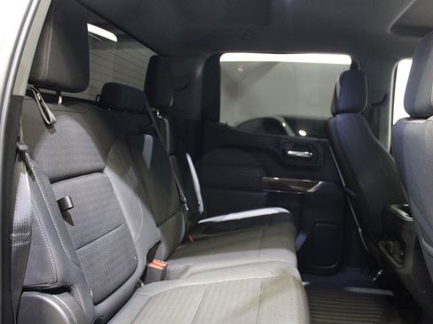 Used 2021 Chevrolet Silverado 1500 RST image 19