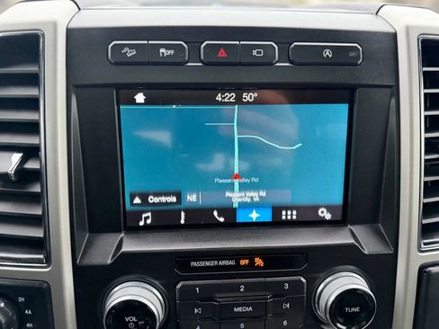 Used 2018 Ford F150 Lariat w/ Equipment Group 502A Luxury image 24