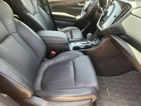 Used 2023 Subaru Ascent Limited w/ Technology Package AWD/4WD image 14