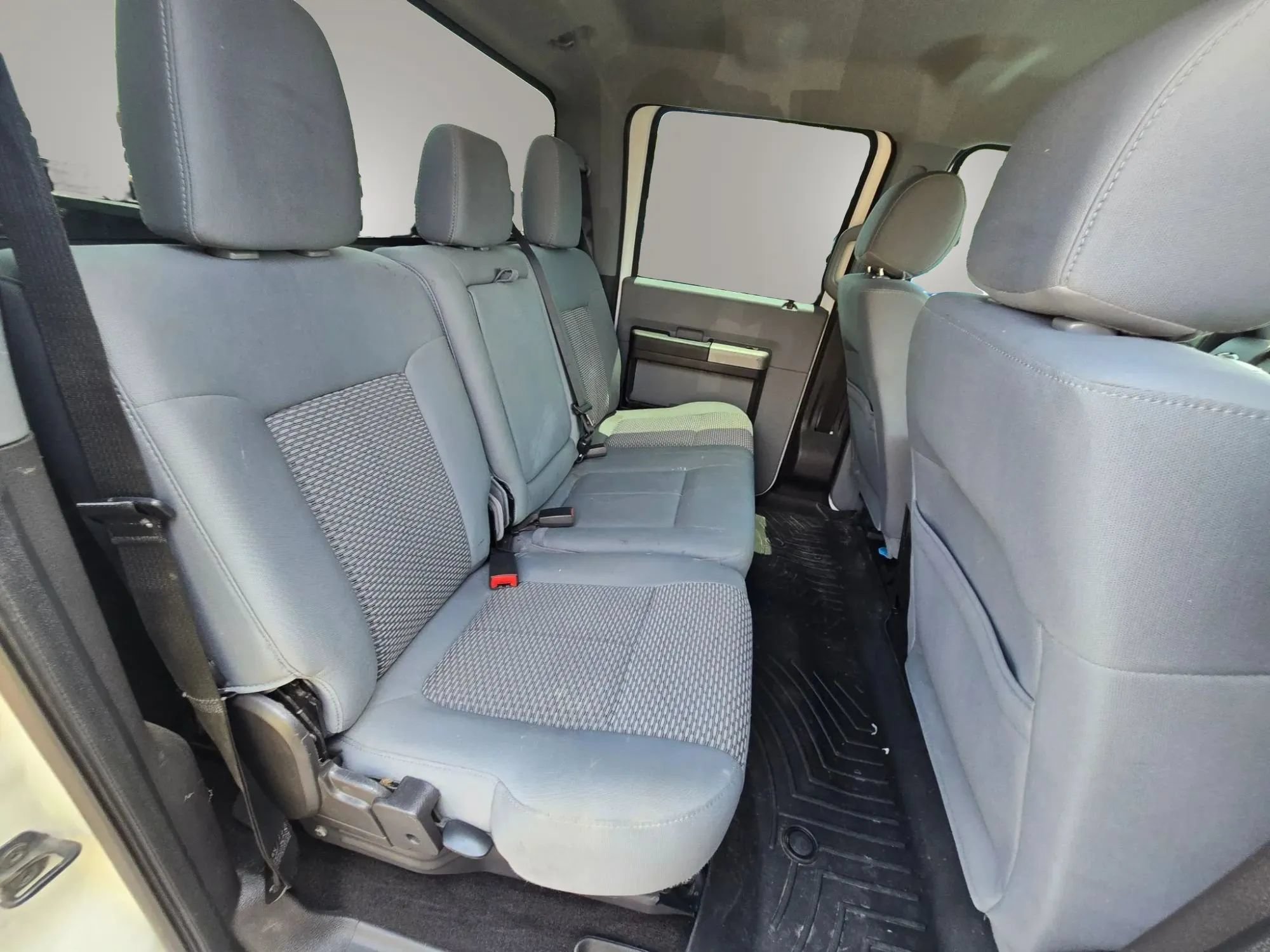 Used 2013 Ford F250 XLT w/ Chrome Pkg AWD/4WD image 18