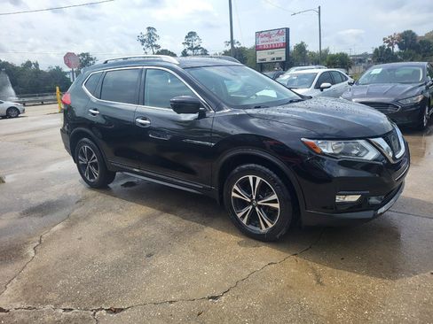 Used 2017 Nissan Rogue SL AWD/4WD image 41