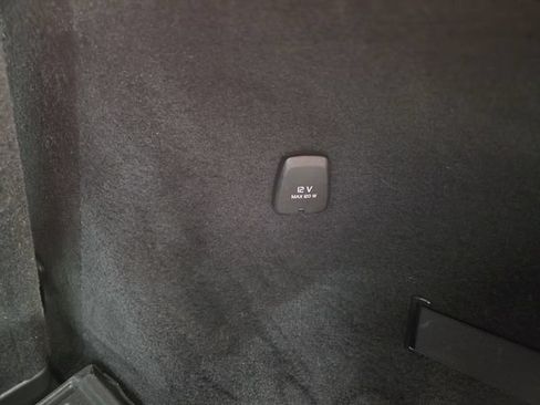 Used 2024 Volvo XC90 B6 Plus w/ Protection Package Premier AWD/4WD image 29