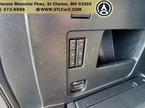 Used 2019 Ford Expedition Platinum AWD/4WD image 18