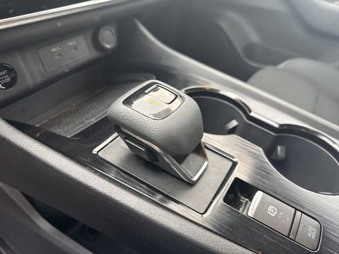 Certified 2024 Nissan Rogue S AWD/4WD image 22