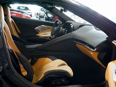 Used 2024 Chevrolet Corvette Z06 w/ Z07 Performance Package RWD image 37