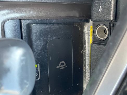 Used 2021 Toyota Camry XSE image 19