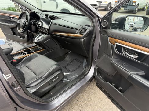 Used 2021 Honda CR-V Touring image 16