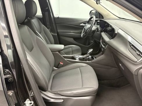 Used 2025 Buick Encore GX Preferred FWD image 35