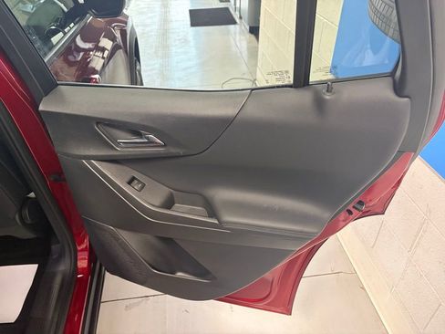 Used 2026 Chevrolet Equinox LT w/ Convenience Package II image 19