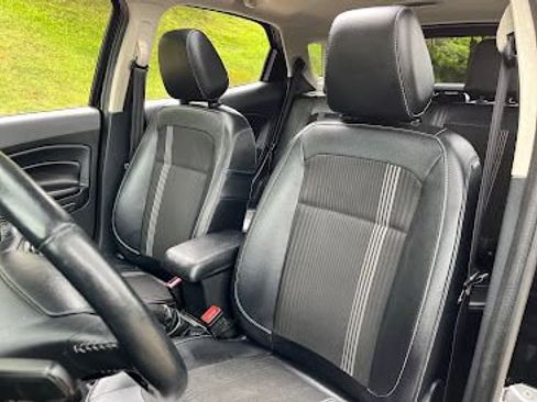 Used 2019 Ford EcoSport SES w/ Interior Protection Package AWD/4WD image 9
