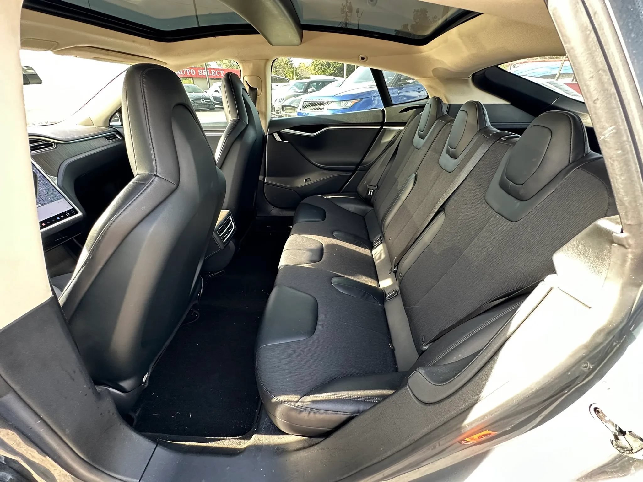 Used 2013 Tesla Model S Performance RWD image 17