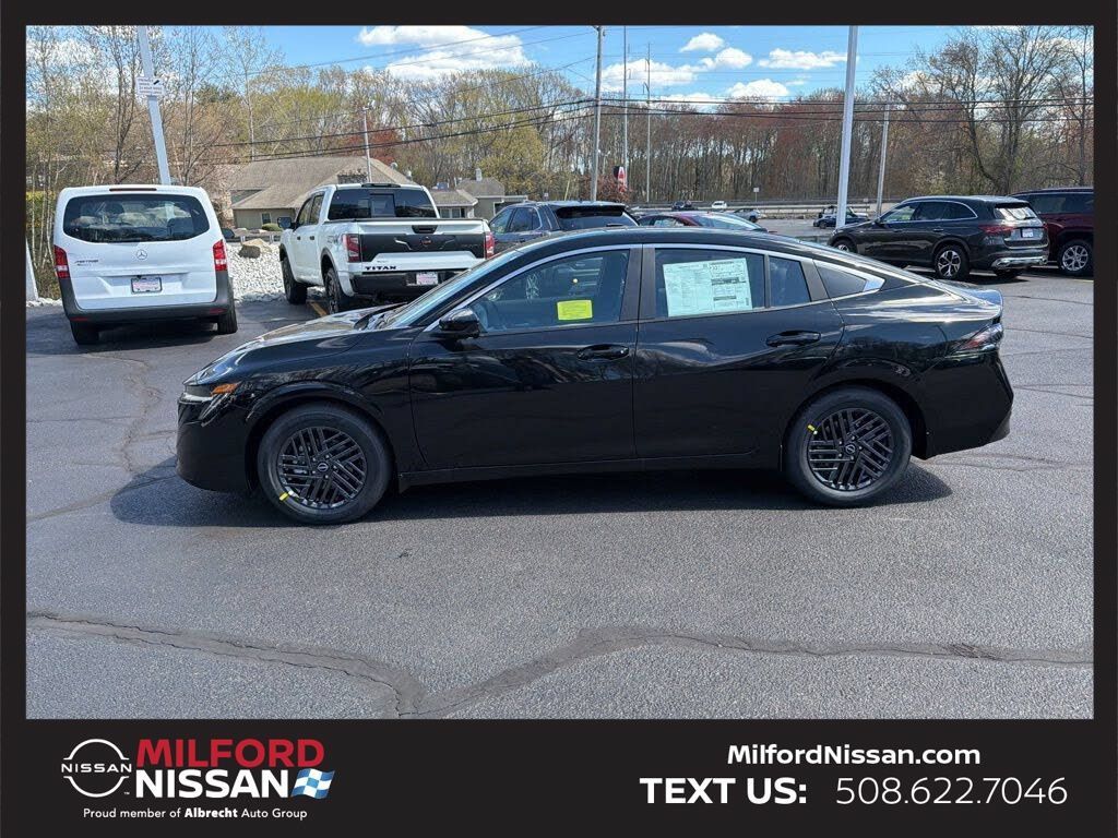 Used 2026 Nissan Sentra SV w/ SV Convenience Package FWD image 2