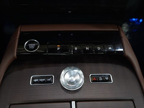 Used 2025 Lincoln Navigator Reserve AWD/4WD image 27