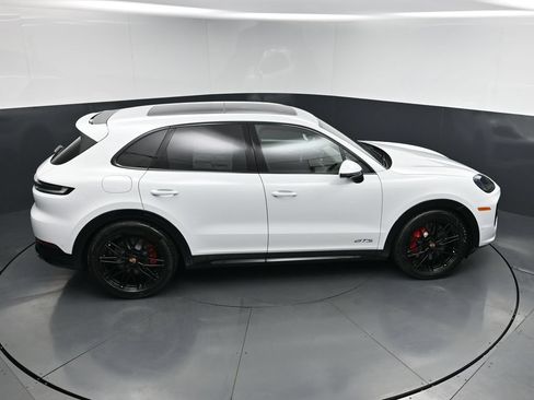 New 2026 Porsche Cayenne GTS AWD/4WD image 22