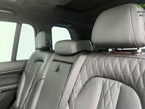 Used 2025 BMW X7 xDrive40i w/ Executive Package AWD/4WD image 46