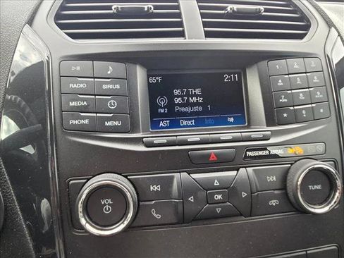 Used 2019 Ford Explorer Base image 11