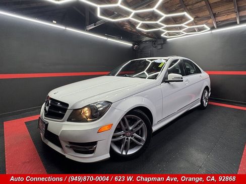 Used 2014 Mercedes-Benz C 250 C 250 Sport image 2