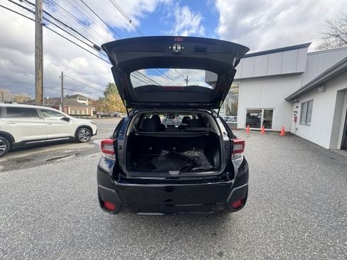 Used 2023 Subaru Crosstrek 2.0i Premium image 11