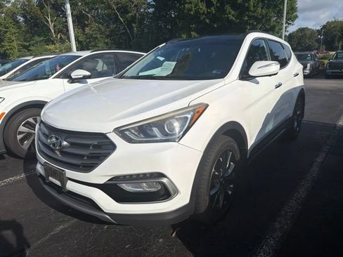Used 2017 Hyundai Santa Fe Sport FWD image 12