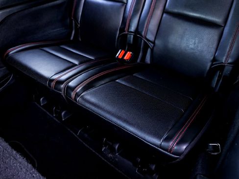 Used 2024 Dodge Durango GT image 30