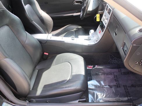 Used 2006 Chrysler Crossfire Limited RWD image 10
