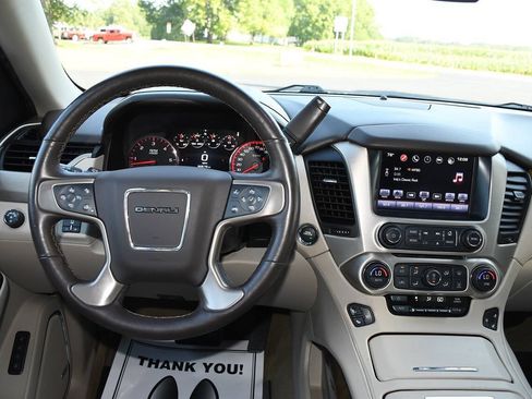 Used 2016 GMC Yukon Denali w/ Open Road Package AWD/4WD image 36
