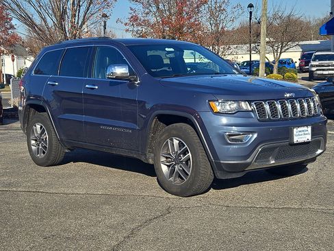 Used 2021 Jeep Grand Cherokee Limited w/ Sun & Sound Group image 2