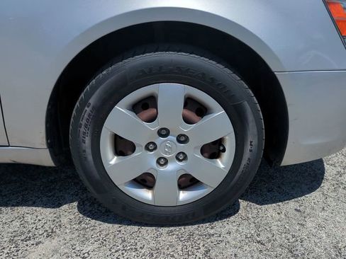 Used 2009 Hyundai Sonata GLS FWD image 11