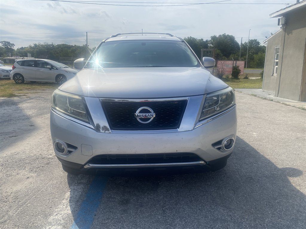 Used 2013 Nissan Pathfinder SL FWD image 2