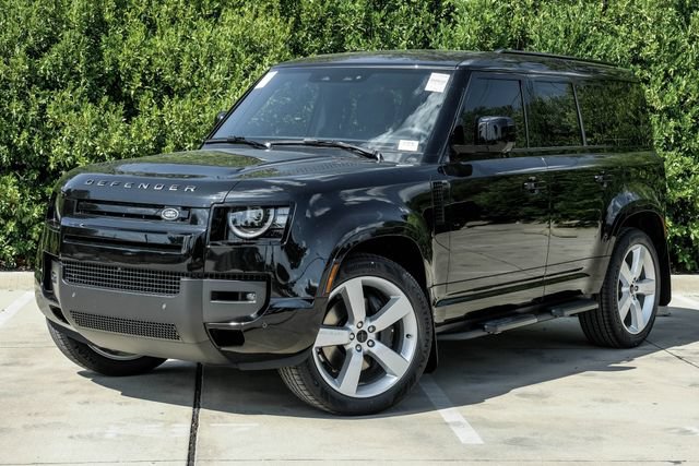 New 2026 Land Rover Defender 110 X-Dynamic SE AWD/4WD image 2