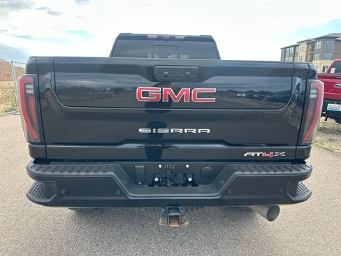 Used 2024 GMC Sierra 2500 AT4X AWD/4WD image 5