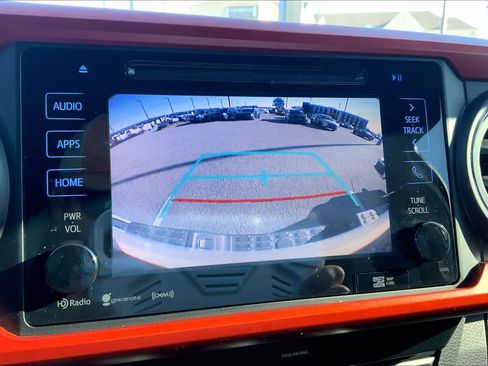 Used 2019 Toyota Tacoma TRD Sport image 26