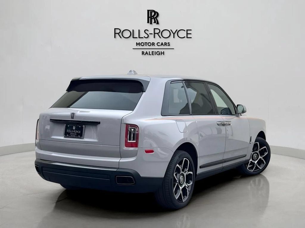 Certified 2024 Rolls-Royce Cullinan Black Badge AWD/4WD image 2