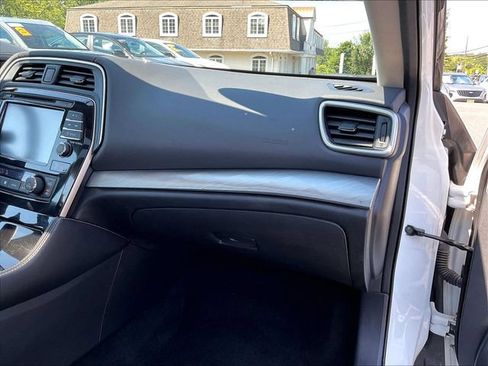 Used 2016 Nissan Maxima 3.5 SL FWD image 23